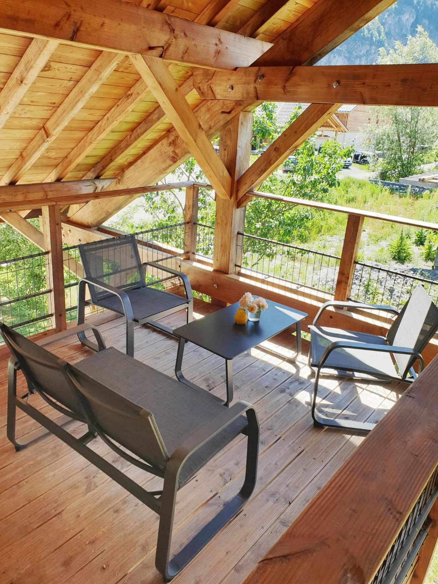 Whisperive Lodge - Le Vert Aux Bords De Rive Le Bourg-dʼOisans Exteriér fotografie